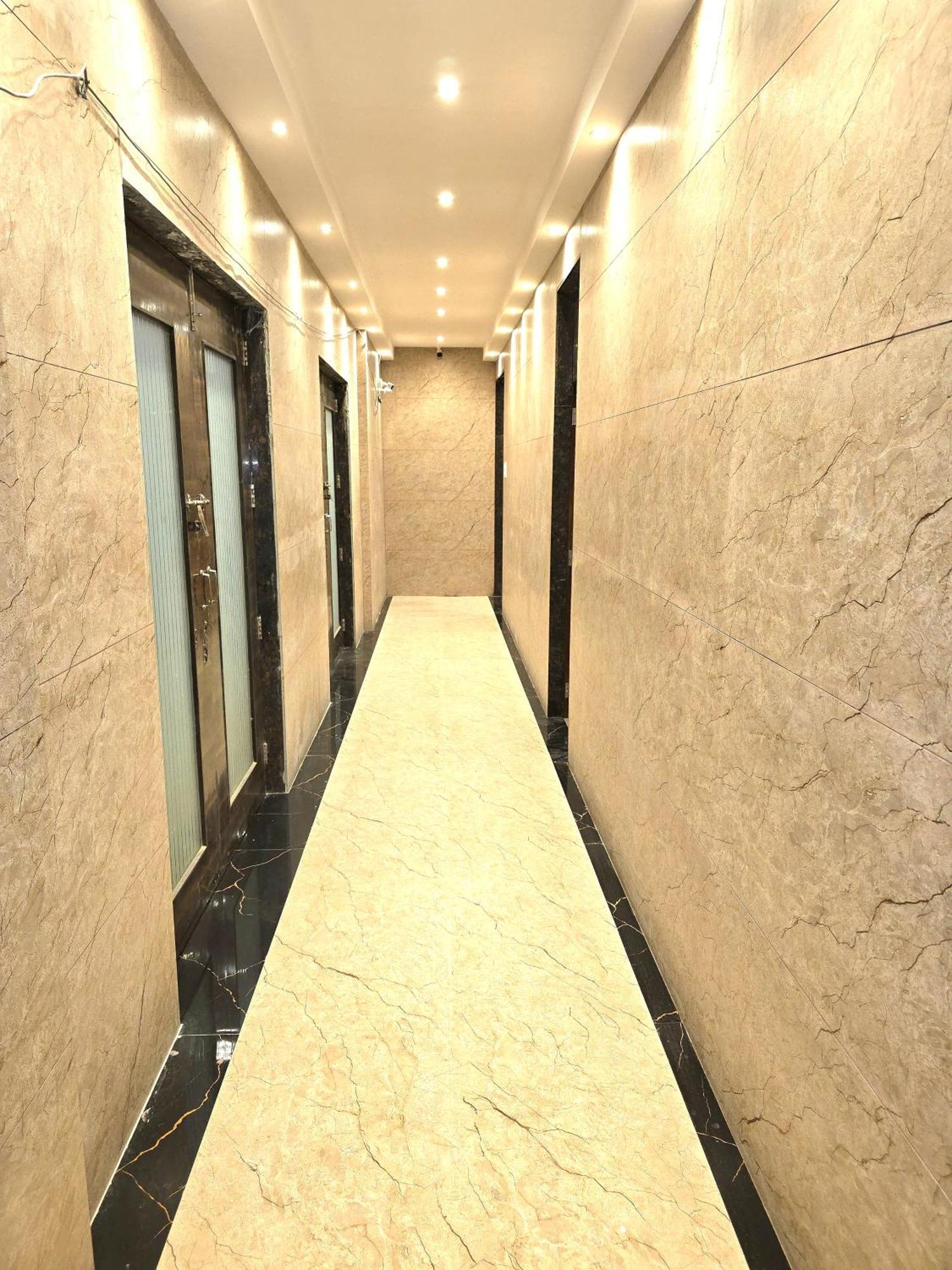 Hotel The Ceremony Kalyan Exterior photo